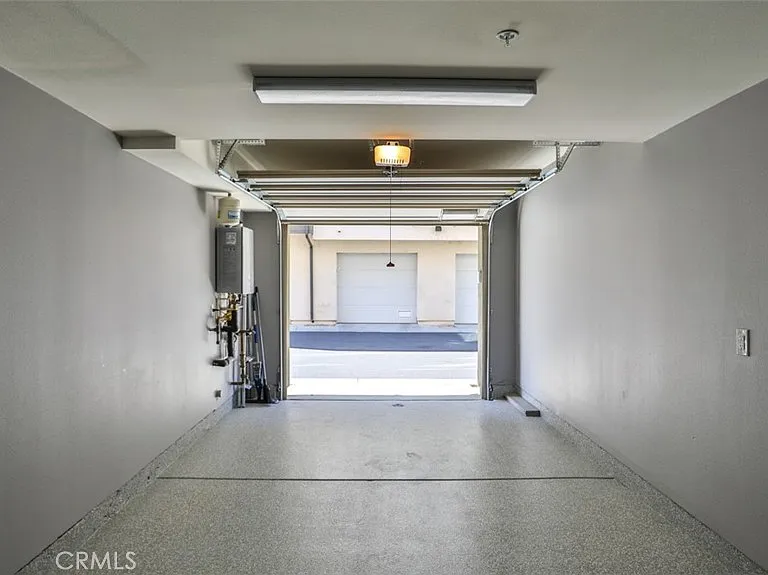 876 Doheny Way — Photo 32