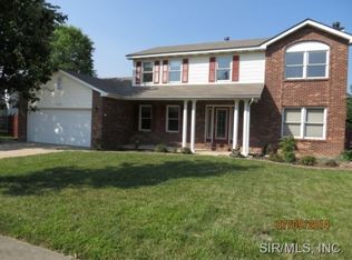 1804 Cloverdale Dr, Edwardsville, IL 62025