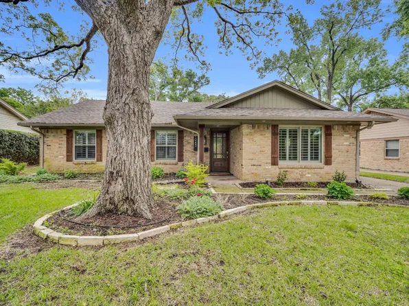 10252 Vinemont St, Dallas, TX 75218