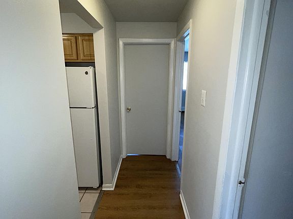 4th image of 505 Madison Ave #2A