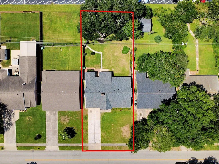 5946 Willowbend Blvd — Photo 45
