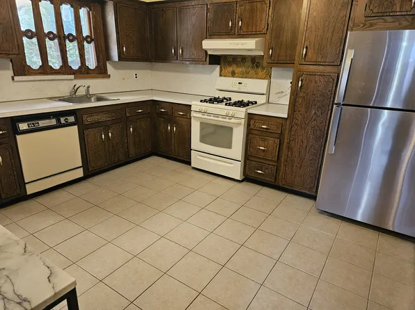 60 Fowler Ave Floor 1, Yonkers, NY 10701