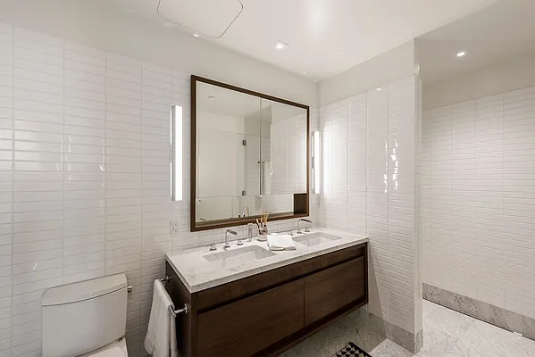 Sold by Nest Seekers International | media 20