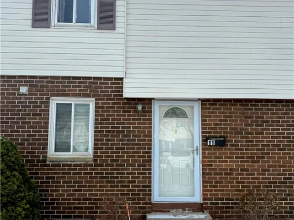 11 Fox Ct, Rochester, NY 14606