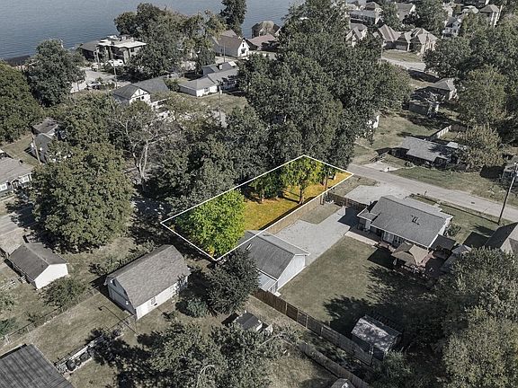 2nd image of 311 30th St