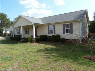 9087 Mount Carmel Rd, Stokesdale, NC 27357