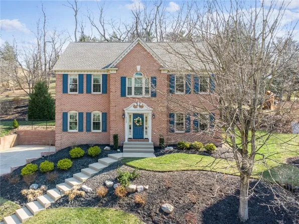 2503 Forest Brook Dr, Pittsburgh, PA 15241