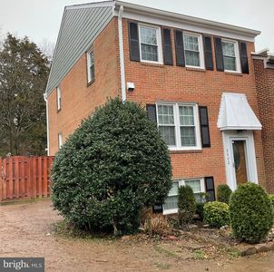 2513 Windbreak Dr, Alexandria, VA, 22306