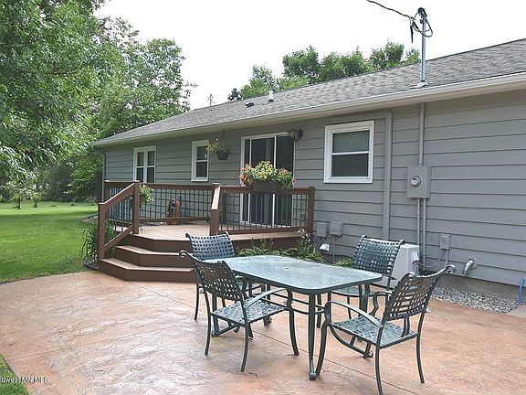 5th image of 808 Woodland Ave