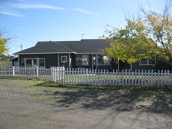 3rd image of 3652 Nisenan Ln
