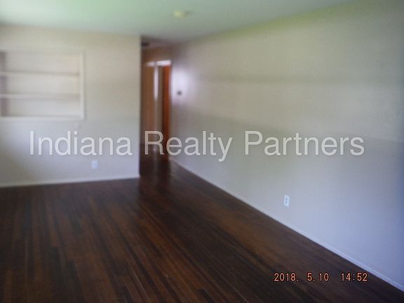 2nd image of 564 Vista Dr