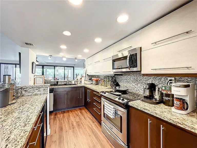 1100 SE 5th Ct #55 — Photo 18