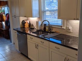 423 Wesley St, Rochester, MI 48307