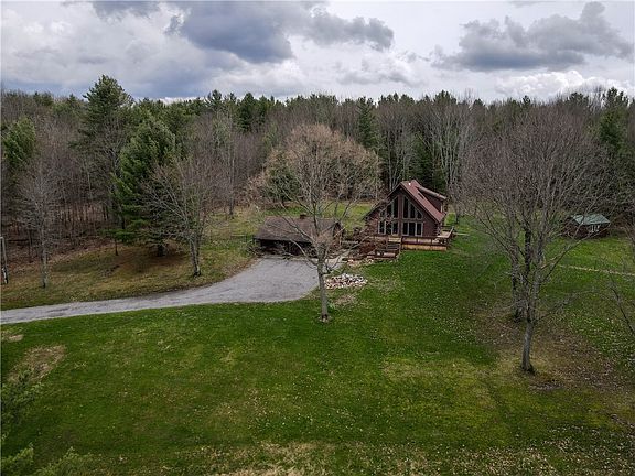 2nd image of 6943 Howard Rd