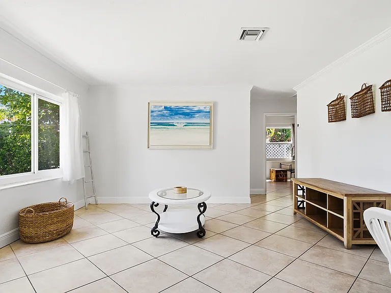 604 Piedmont Rd — Photo 4
