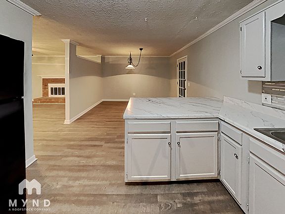 3rd image of 3546 S Melissa Ln