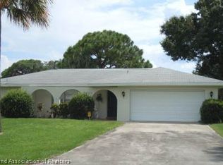 7400 Honeysuckle Dr, Sebring, FL 33870