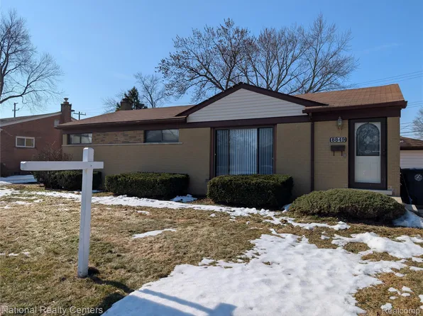 8849 Merriman Rd, Livonia, MI 48150