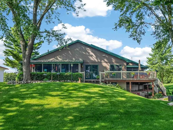 6625 N 270 E, Howe, IN 46746