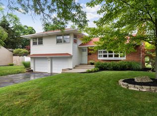 2775 Mount Holyoke Rd, Upper Arlington, OH 43221