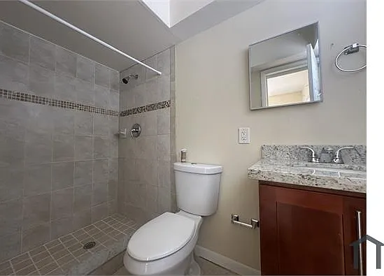 2824 N Dixie Hwy — Photo 6