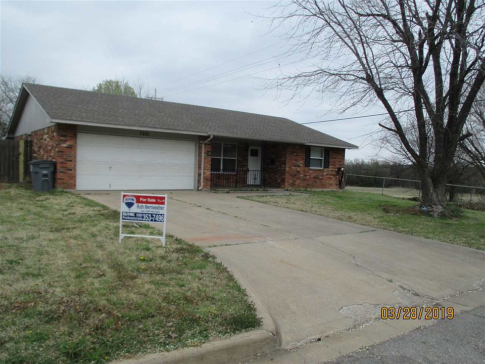 1st image of 7501 NW Palomino Dr