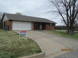 7501 NW Palomino Dr, Lawton, OK 73505