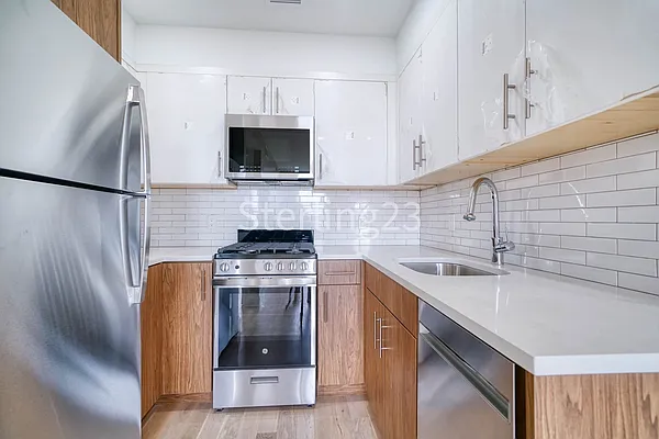 Rented by Sterling Realty Solution Inc | media 1