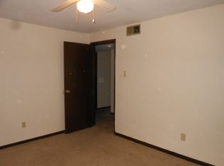 1109 Cherokee St APT B, Collinsville, IL 62234