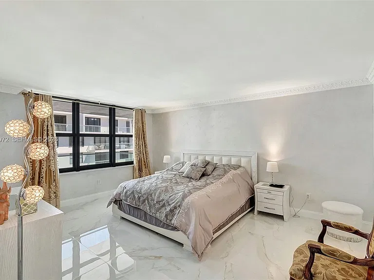 9801 Collins Ave #20T — Photo 16