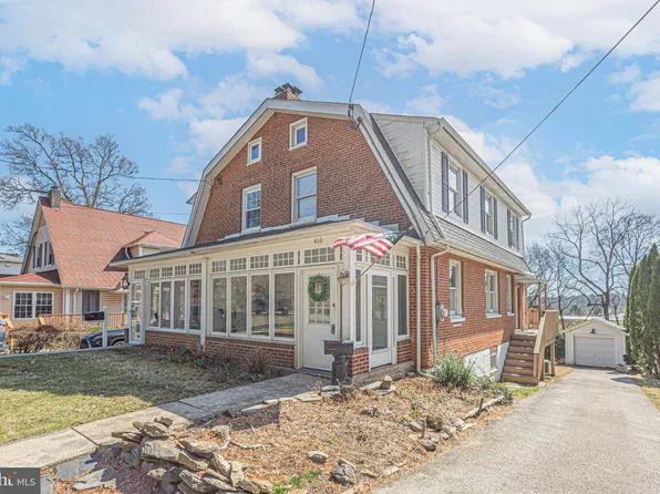 460 Saint Davids Ave, Wayne, PA 19087