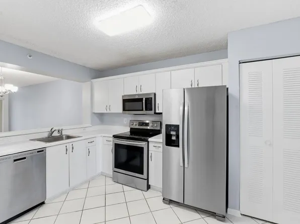 9511 Weldon Circle #G 207, Tamarac, FL 33321