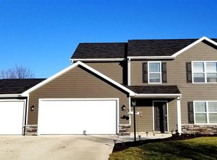 2411 Candlewick Dr, Fort Wayne, IN 46804