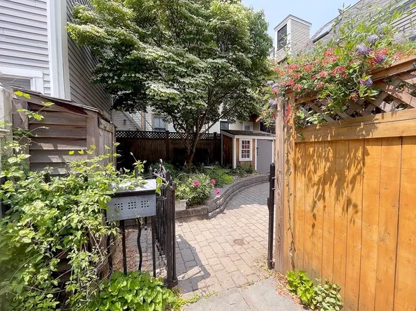 4 Mead Street Ct, Charlestown, MA 02129