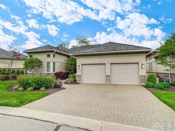 83 Governors Club Dr, Xenia, OH 45385