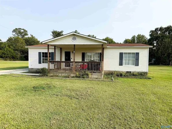 15 County Road 172, Moulton, AL 35650