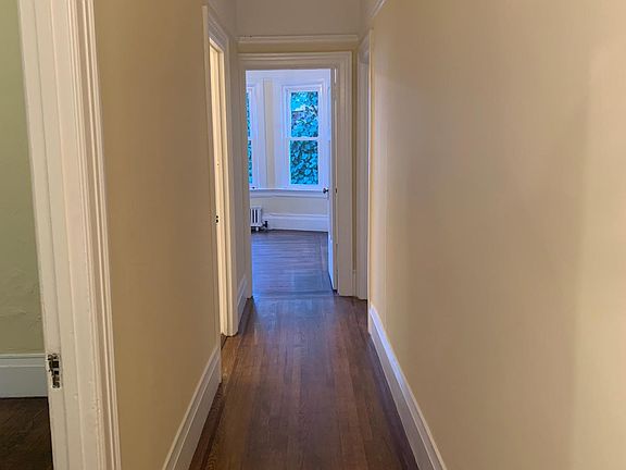 4th image of 1235 Pine St APT 9