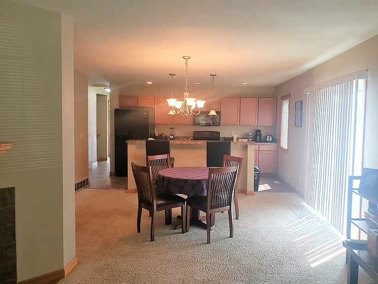834 Avenue F — Photo 3