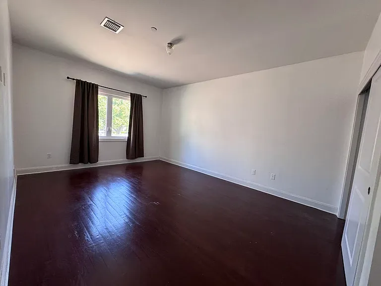 441 Deisius St #1 — Photo 6