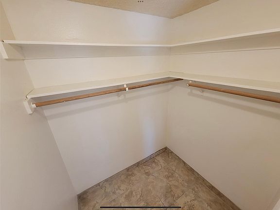 5th image of 2561 McCulloch Blvd N APT 5
