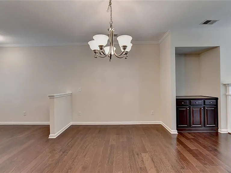 2152 Greencrest Cir — Photo 10
