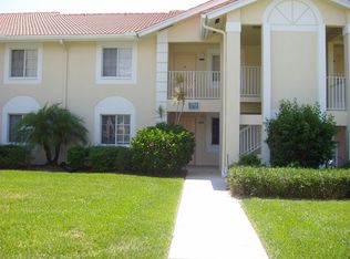 7761 Jewel Ln APT 103, Naples, FL 34109
