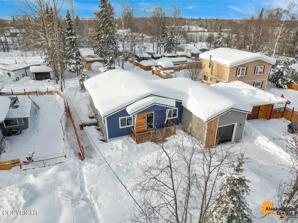 11230 Lillian Ln, Anchorage, AK 99515