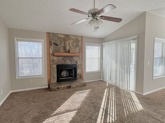 4th image of 1018 Wood Creek Dr APT 9