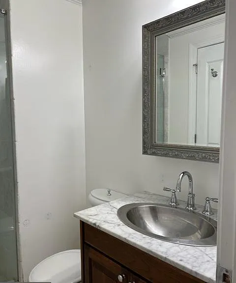 105 S 18th St #4B — Photo 7
