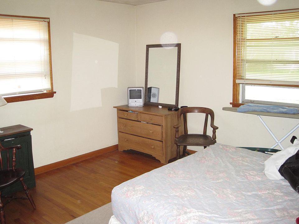 1st image of 120 E Cherry Ln #120