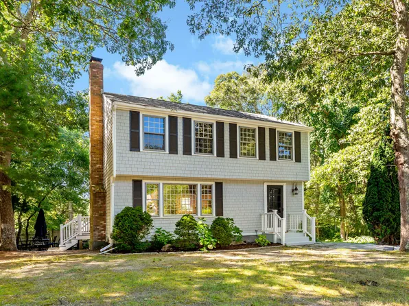 38 Highland Avenue E, North Falmouth, MA 02556