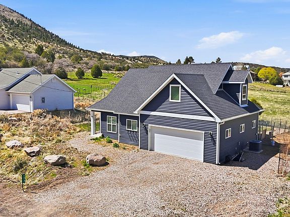 4th image of 174 S Pine Valley Dr