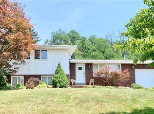 608 Davidson Dr, Rochester, PA 15074