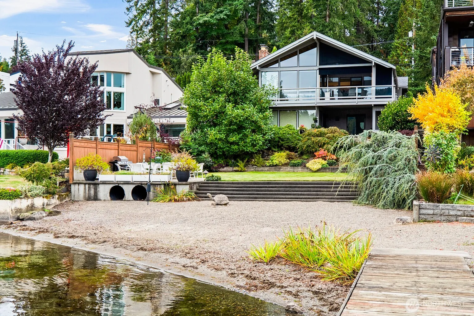 2860 W Lake Sammamish Parkway NE photo 1